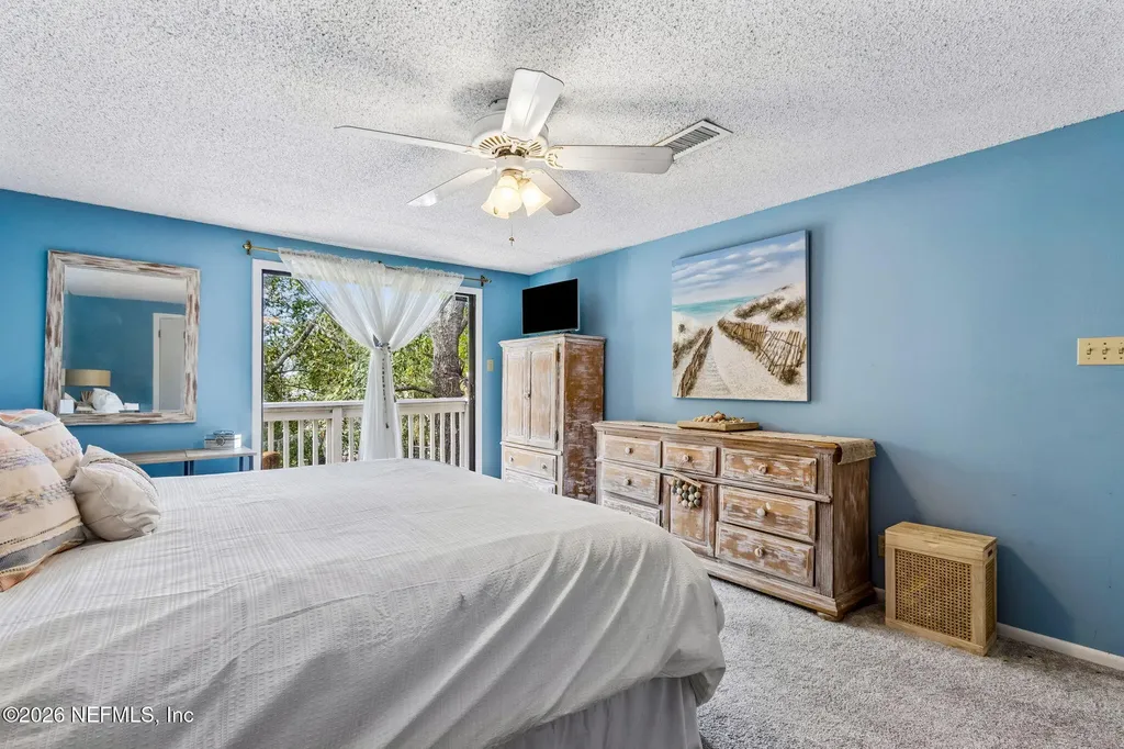 8702 Como Lake Drive Jacksonville FL 32256