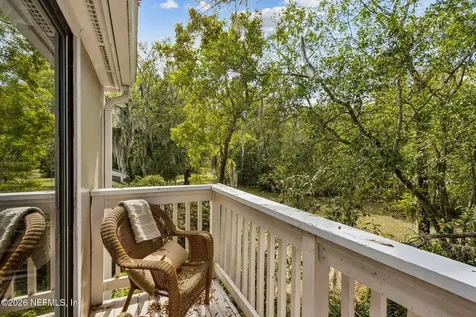8702 Como Lake Drive Jacksonville FL 32256