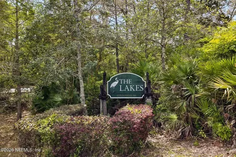 8702 Como Lake Drive Jacksonville FL 32256