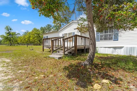 671 Cousintown Road Interlachen FL 32148