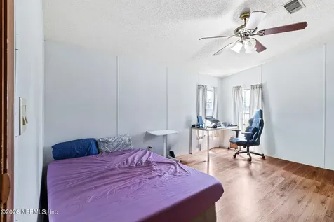 671 Cousintown Road Interlachen FL 32148