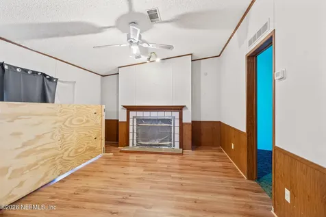 671 Cousintown Road Interlachen FL 32148