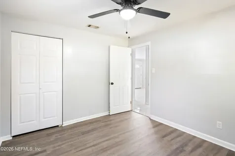 5107 Burlington Avenue Pensacola FL 32505