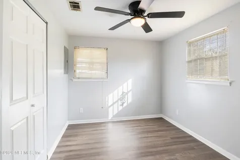 5107 Burlington Avenue Pensacola FL 32505