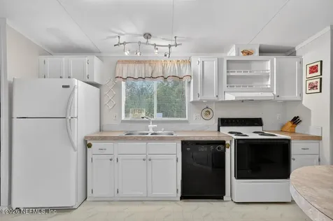 440 Dumbarton Avenue Crescent City FL 32112