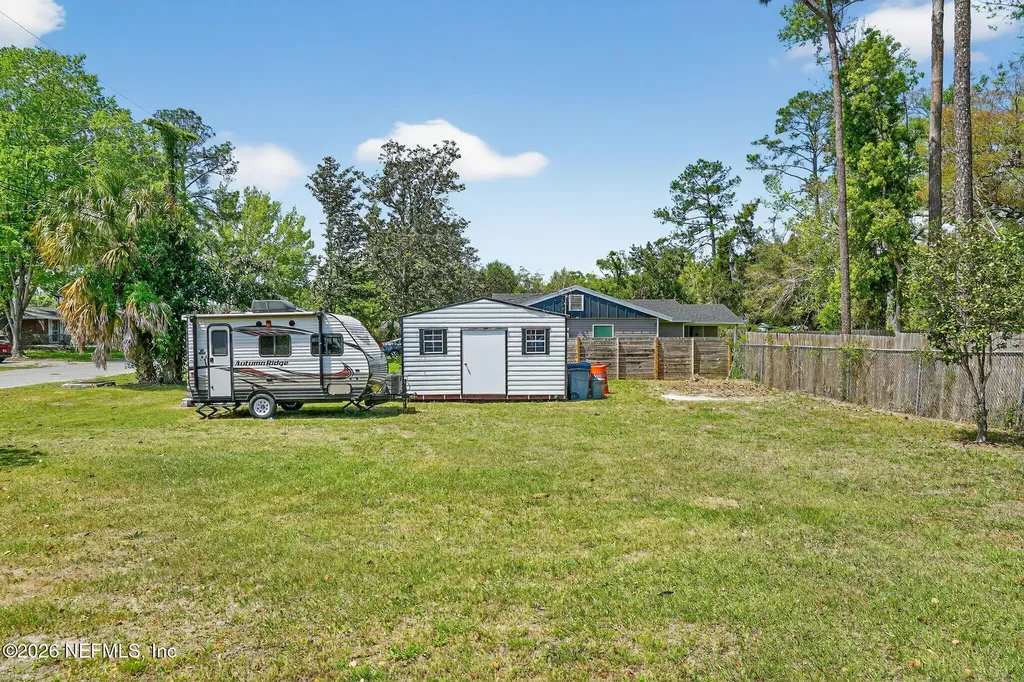728 Walker Avenue SW Live Oak FL 32064
