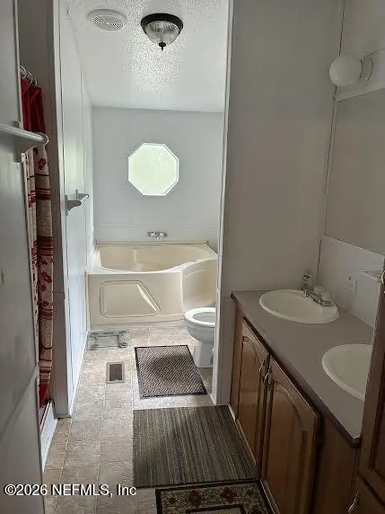 109 Greenwood Road Florahome FL 32140