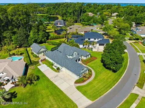 405 Summerset Drive St. Johns FL 32259