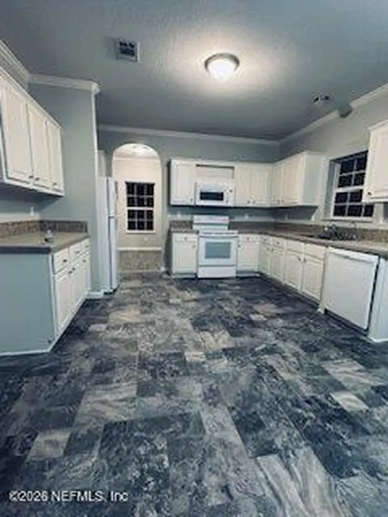 301 E Cochran Avenue Hastings FL 32145