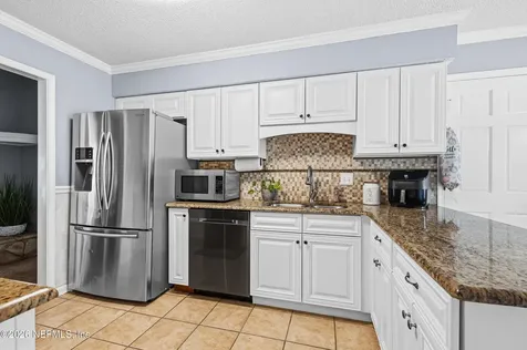 5489 Running Creek Lane Jacksonville FL 32258