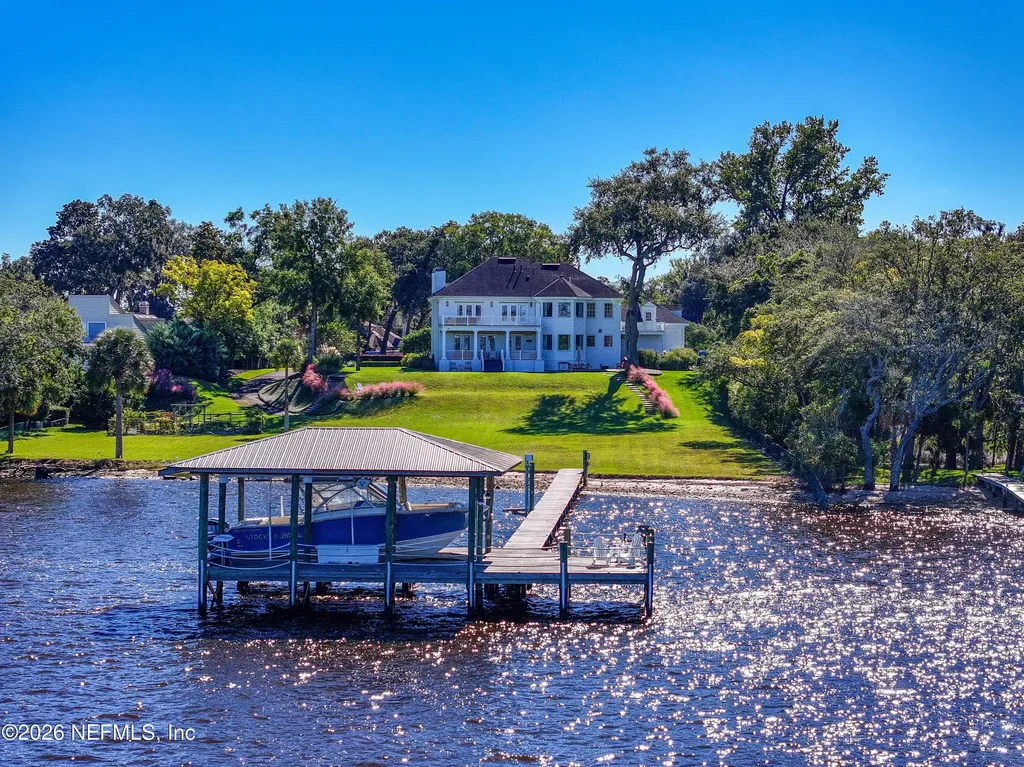 4626 River Point Road W Jacksonville FL 32207