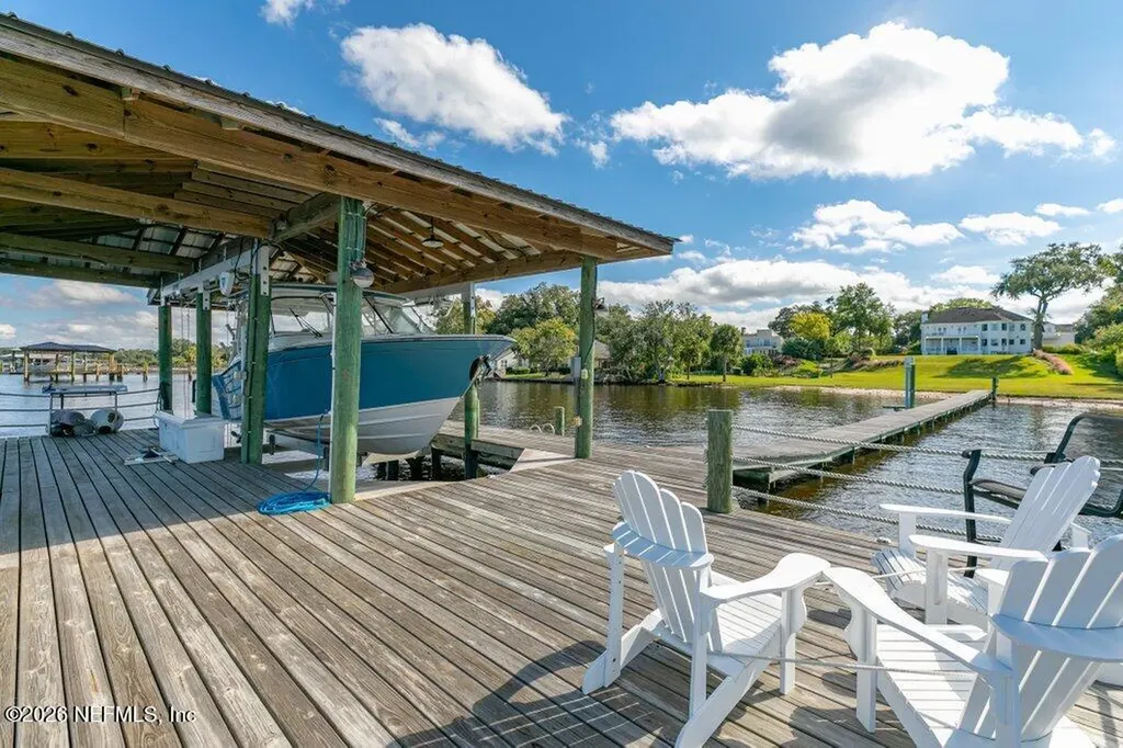 4626 River Point Road W Jacksonville FL 32207