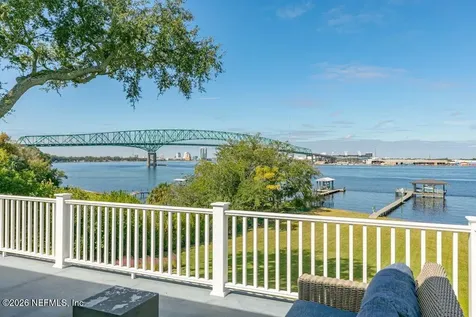 4626 River Point Road W Jacksonville FL 32207