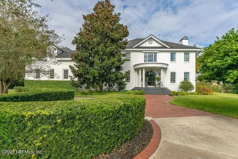 4626 River Point Road W Jacksonville FL 32207