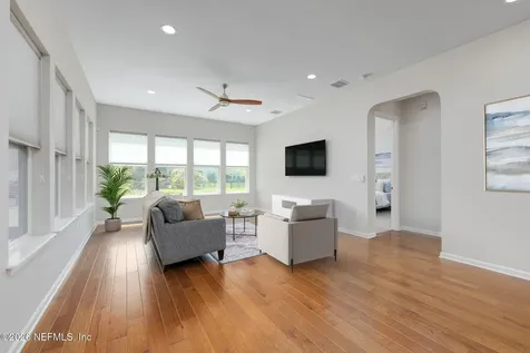 52 Dyer Court Jacksonville FL 32081