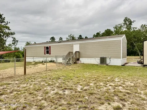 410 Lily Trail Interlachen FL 32148