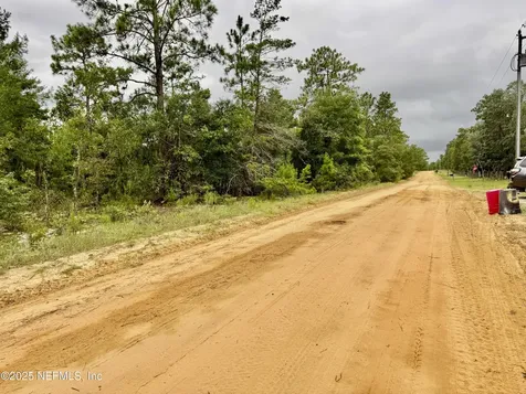 410 Lily Trail Interlachen FL 32148