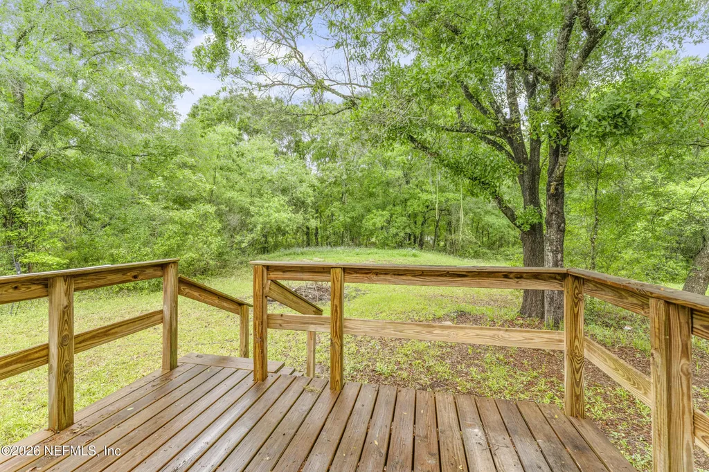 9715 Mcmahon Avenue Hastings FL 32145