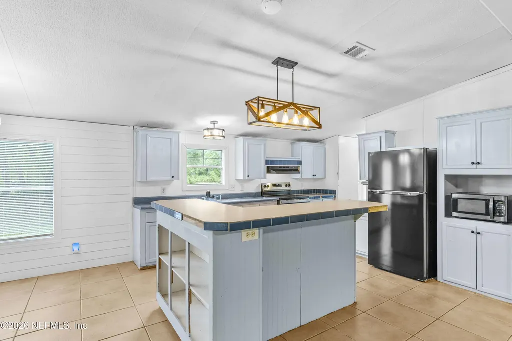 9715 Mcmahon Avenue Hastings FL 32145