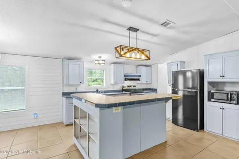 9715 Mcmahon Avenue Hastings FL 32145