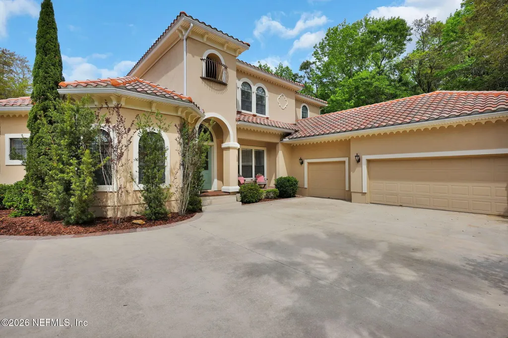 143 Calle Norte St. Augustine FL 32095