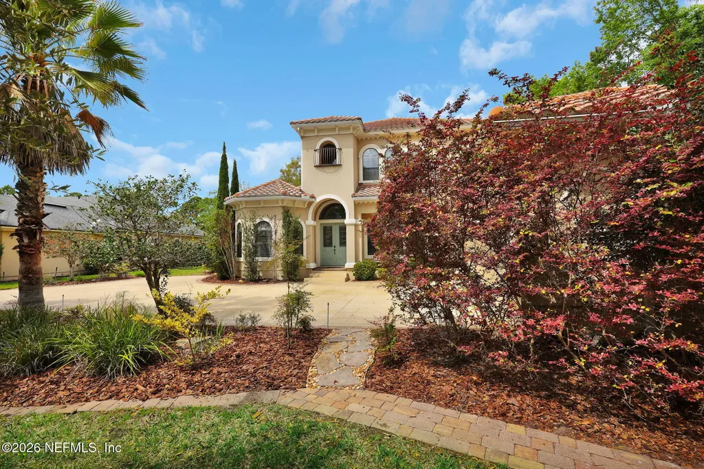143 Calle Norte St. Augustine FL 32095