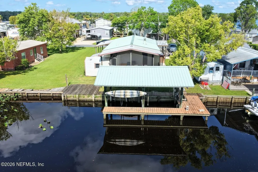 160 Moonlite Drive Satsuma FL 32189