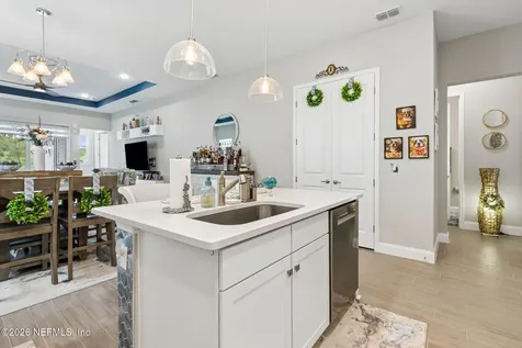 4551 Sun Garden Drive Jacksonville FL 32257