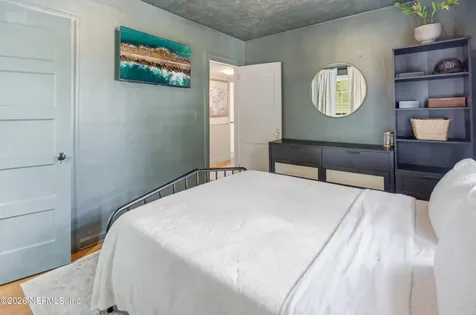 4224 Redwood Avenue Jacksonville FL 32207
