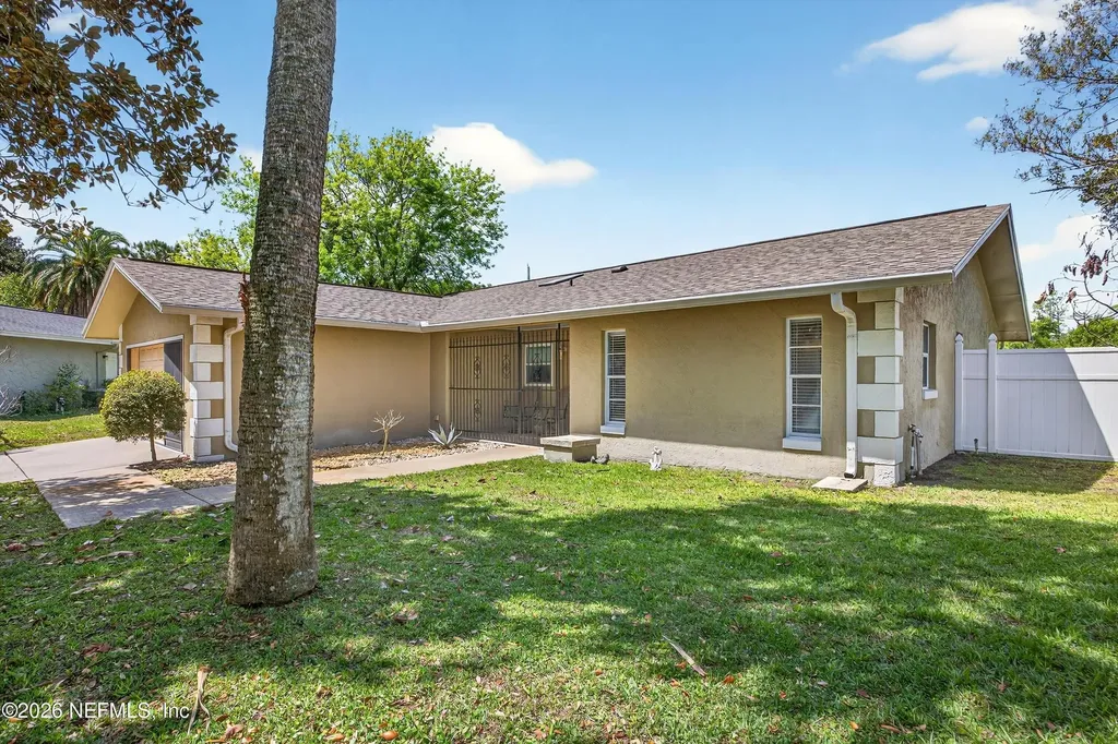 20 Bleau Court Palm Coast FL 32137