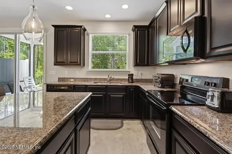 381 Richmond Drive St. Johns FL 32259