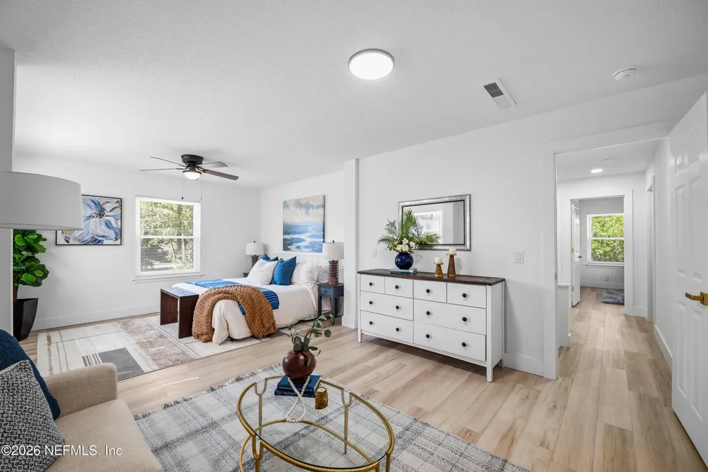 1811 Twelve Oaks Lane N Neptune Beach FL 32266