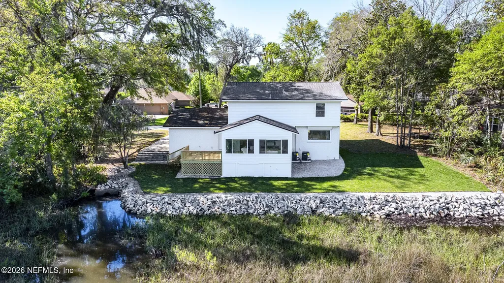1811 Twelve Oaks Lane N Neptune Beach FL 32266
