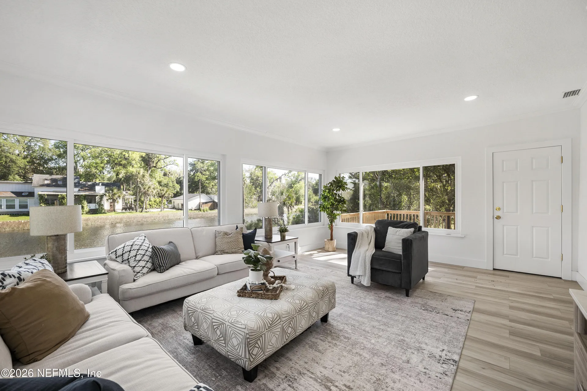 1811 Twelve Oaks Lane N Neptune Beach FL 32266