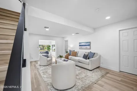 1811 Twelve Oaks Lane N Neptune Beach FL 32266