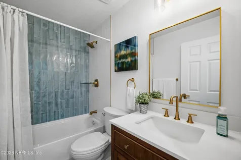 1811 Twelve Oaks Lane N Neptune Beach FL 32266