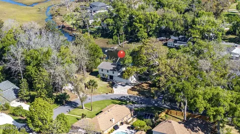 1811 Twelve Oaks Lane N Neptune Beach FL 32266