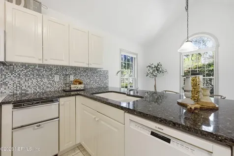 2144 Lakeside Drive E Fernandina Beach FL 32034
