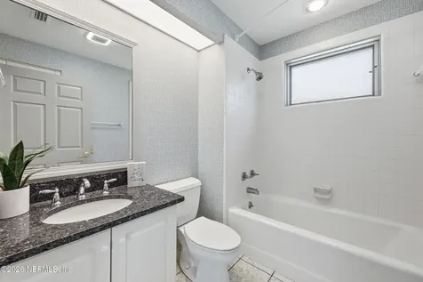 2144 Lakeside Drive E Fernandina Beach FL 32034
