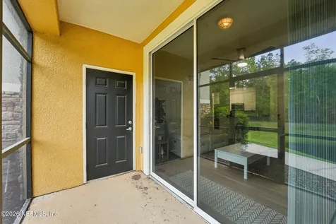 8539 Gate Parkway W Jacksonville FL 32216