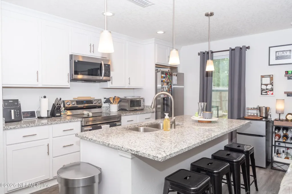 8352 Hewitt Street Jacksonville FL 32244