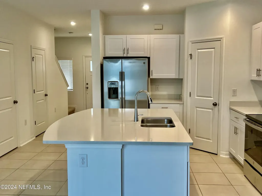 13112 Annie’s Walk Drive Jacksonville FL 32218