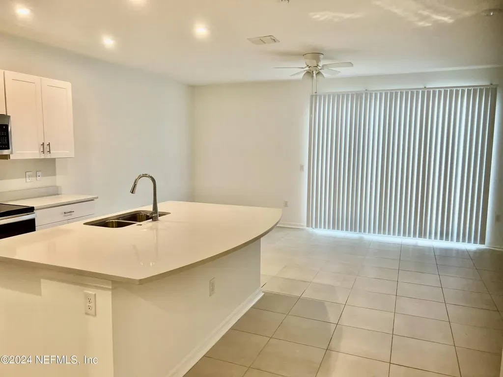 13112 Annie’s Walk Drive Jacksonville FL 32218