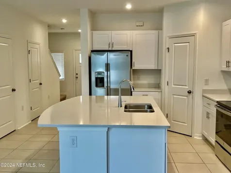 13112 Annie’s Walk Drive Jacksonville FL 32218