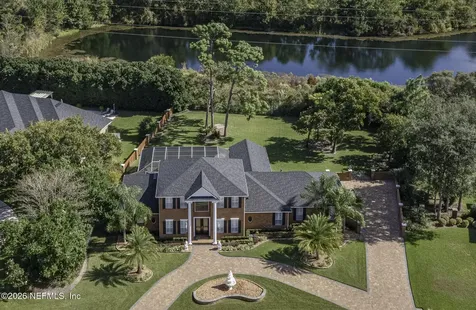 8135 Wekiva Way Jacksonville FL 32256