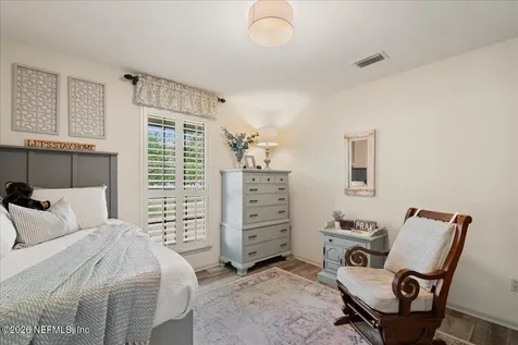 8825 Quail Roost Court Jacksonville FL 32220