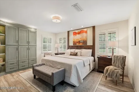 8825 Quail Roost Court Jacksonville FL 32220