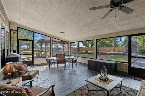 8825 Quail Roost Court Jacksonville FL 32220