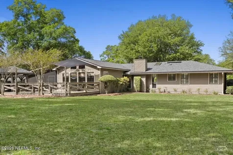 8825 Quail Roost Court Jacksonville FL 32220