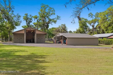 8825 Quail Roost Court Jacksonville FL 32220